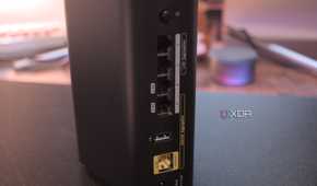 Netgear Nighthawk RS300 ports