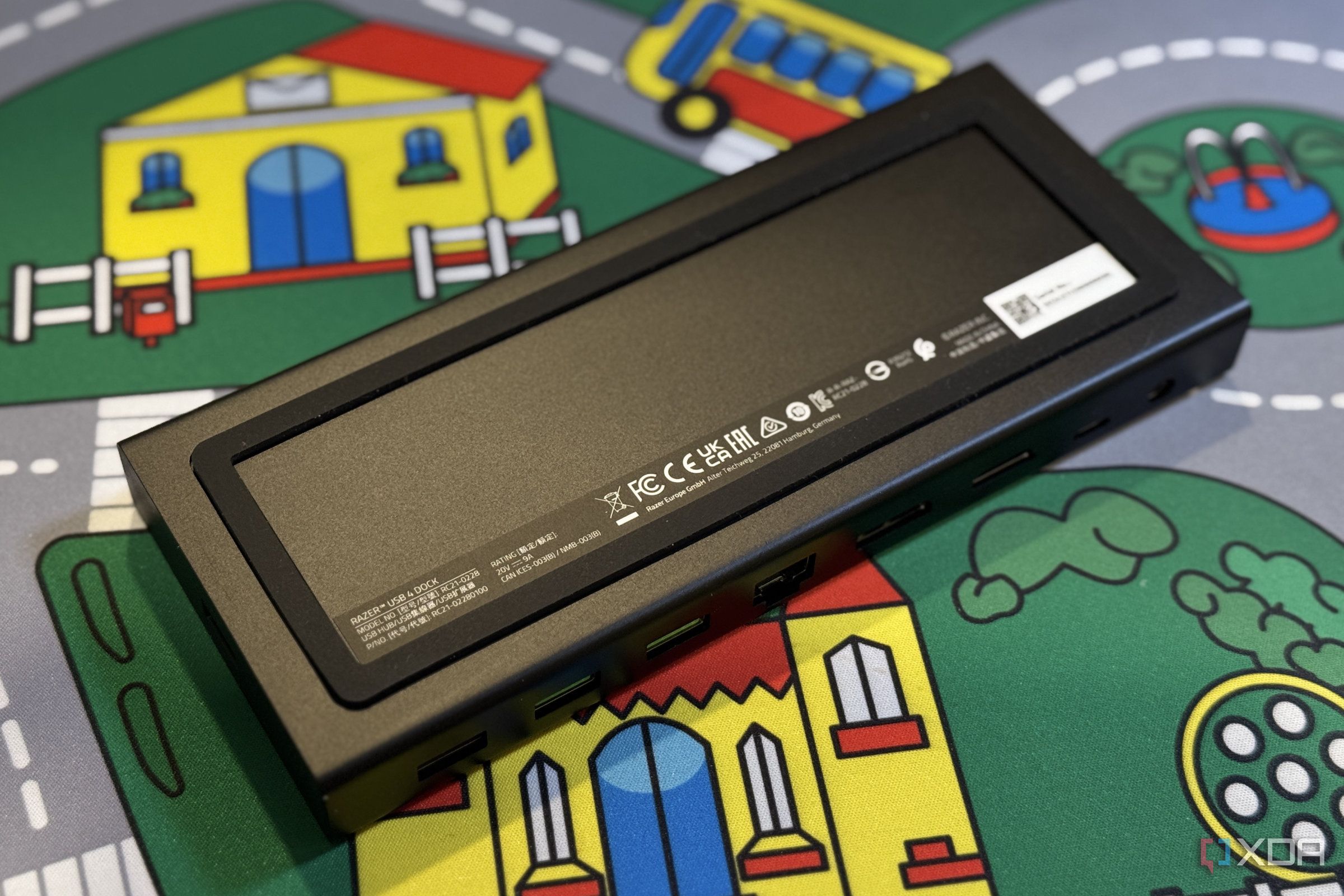 razer usb 4 dock seen from the bottom