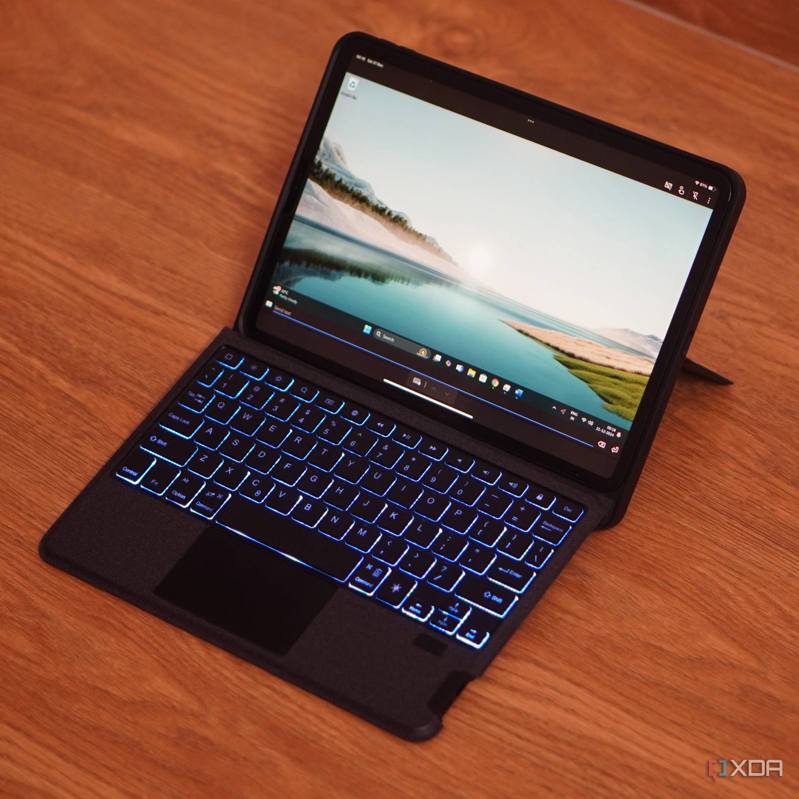 I converted my iPad into a mini travel laptop that runs Windows I converted my iPad into a mini travel laptop that runs Windows