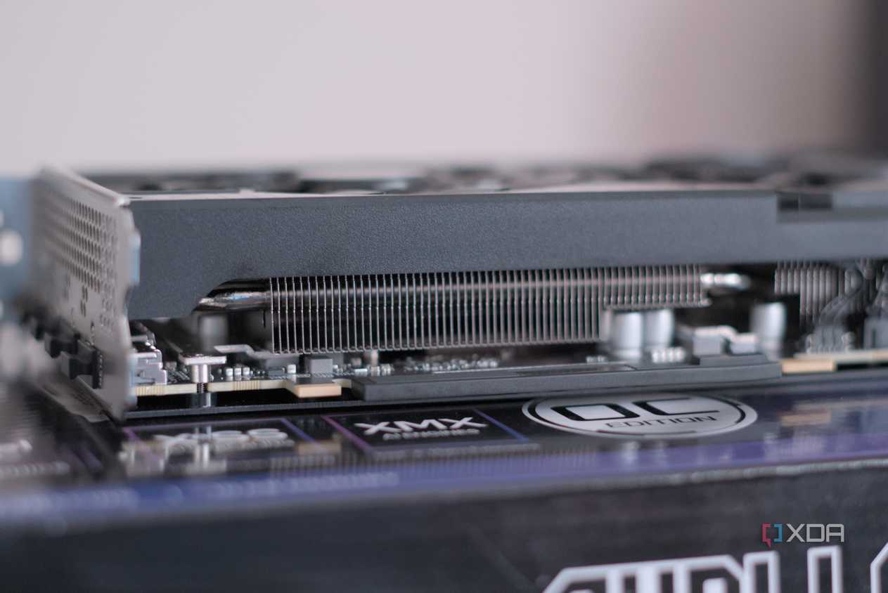 asrock-arc-b570-challenger-fin-stack