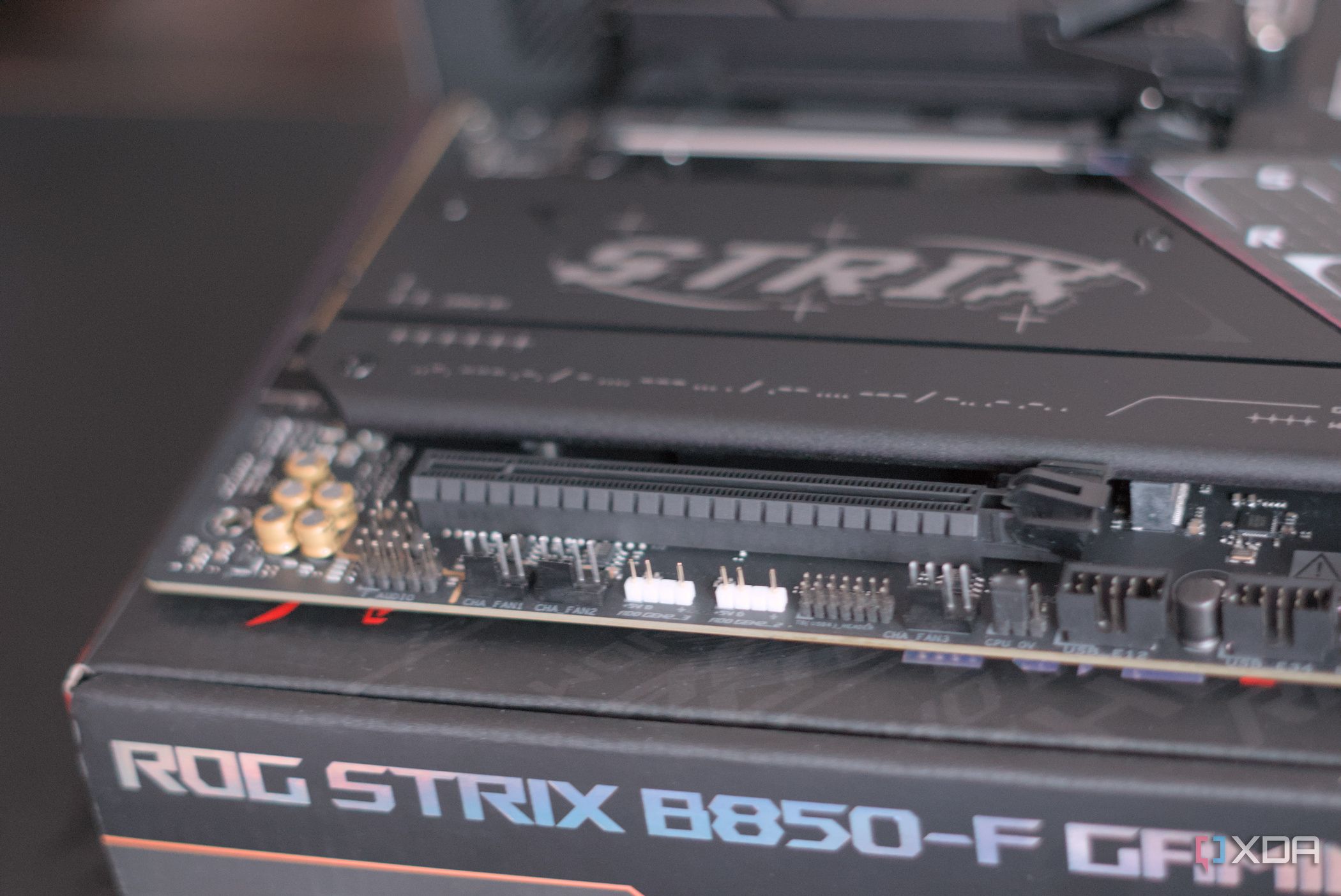 Asus ROG Strix B850-F Gaming WiFi headers