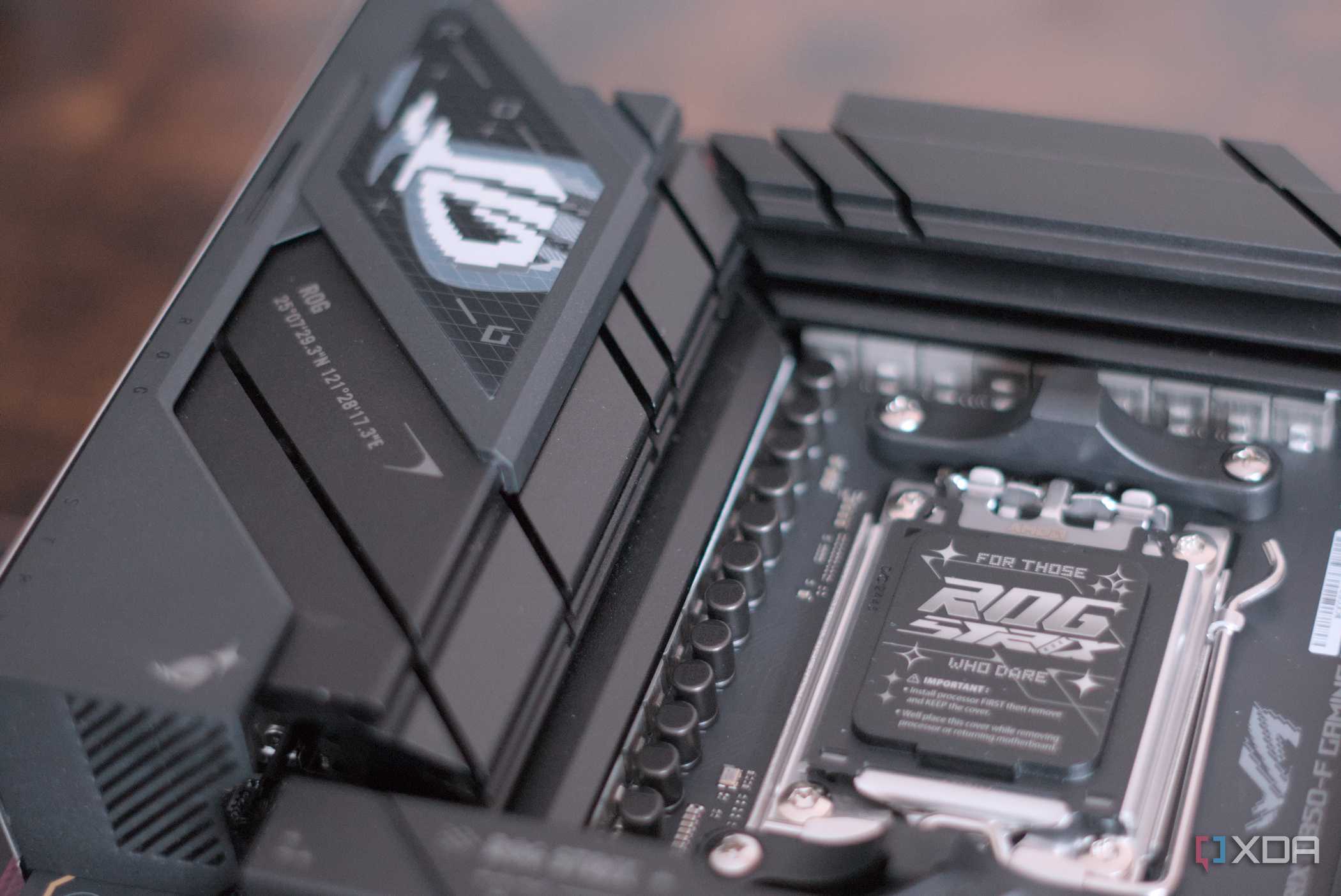 Asus ROG Strix B850-F Gaming WiFi CPU area