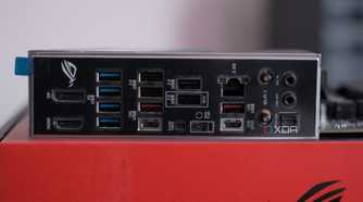 Asus ROG Strix B850-F Gaming WiFi rear I/O