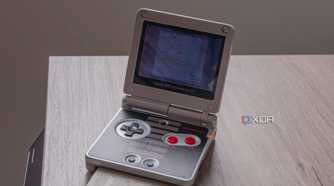A Game Boy Advance SP running Kid Icarus Of Myths and Monsters