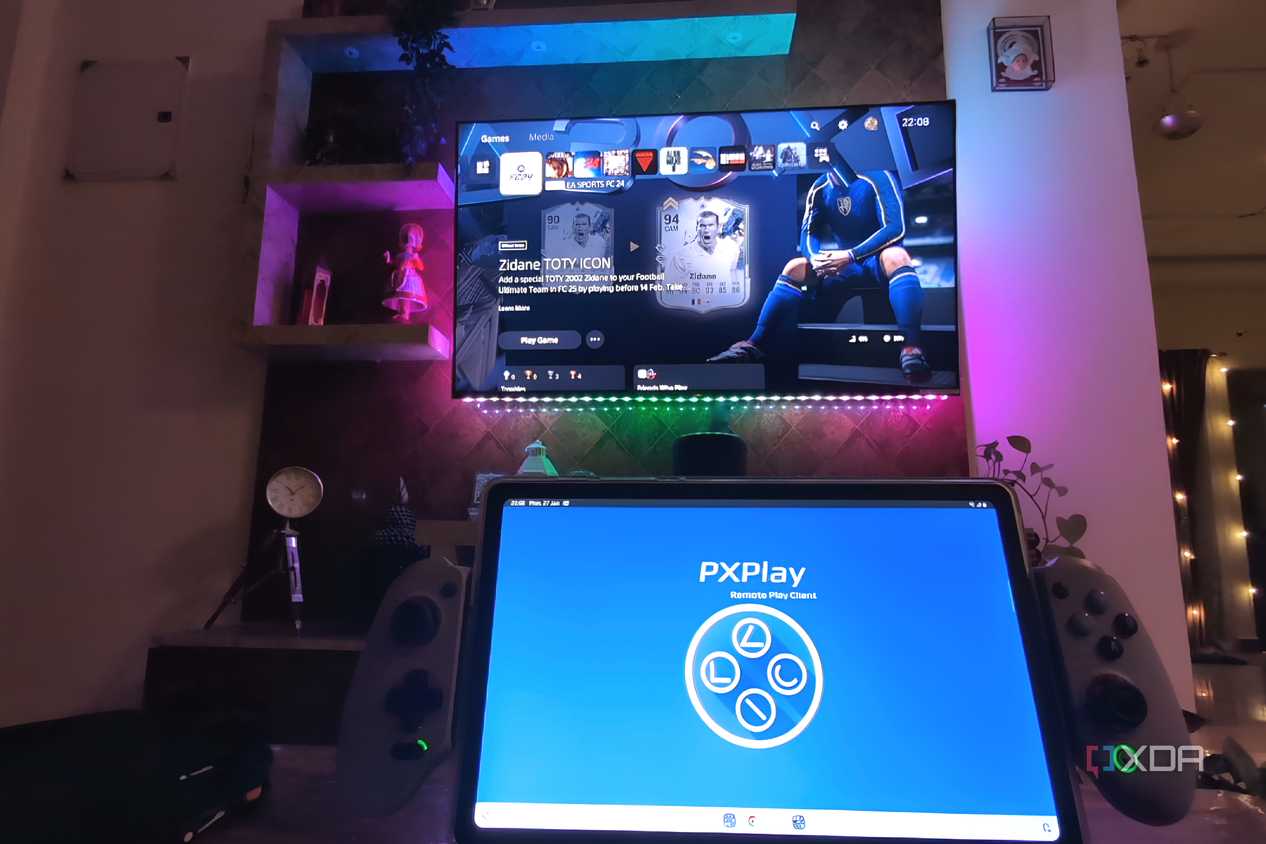 An image of the PXPlay app running on the Galileo G8's extended version
