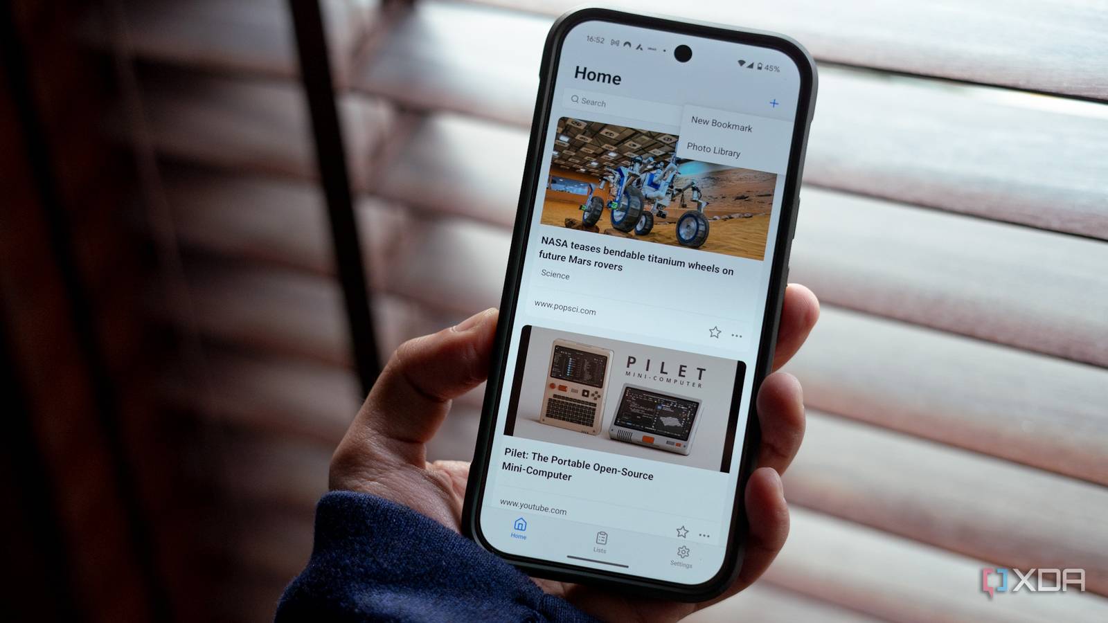 hoarder app on a phone showing how to add a bookmark
