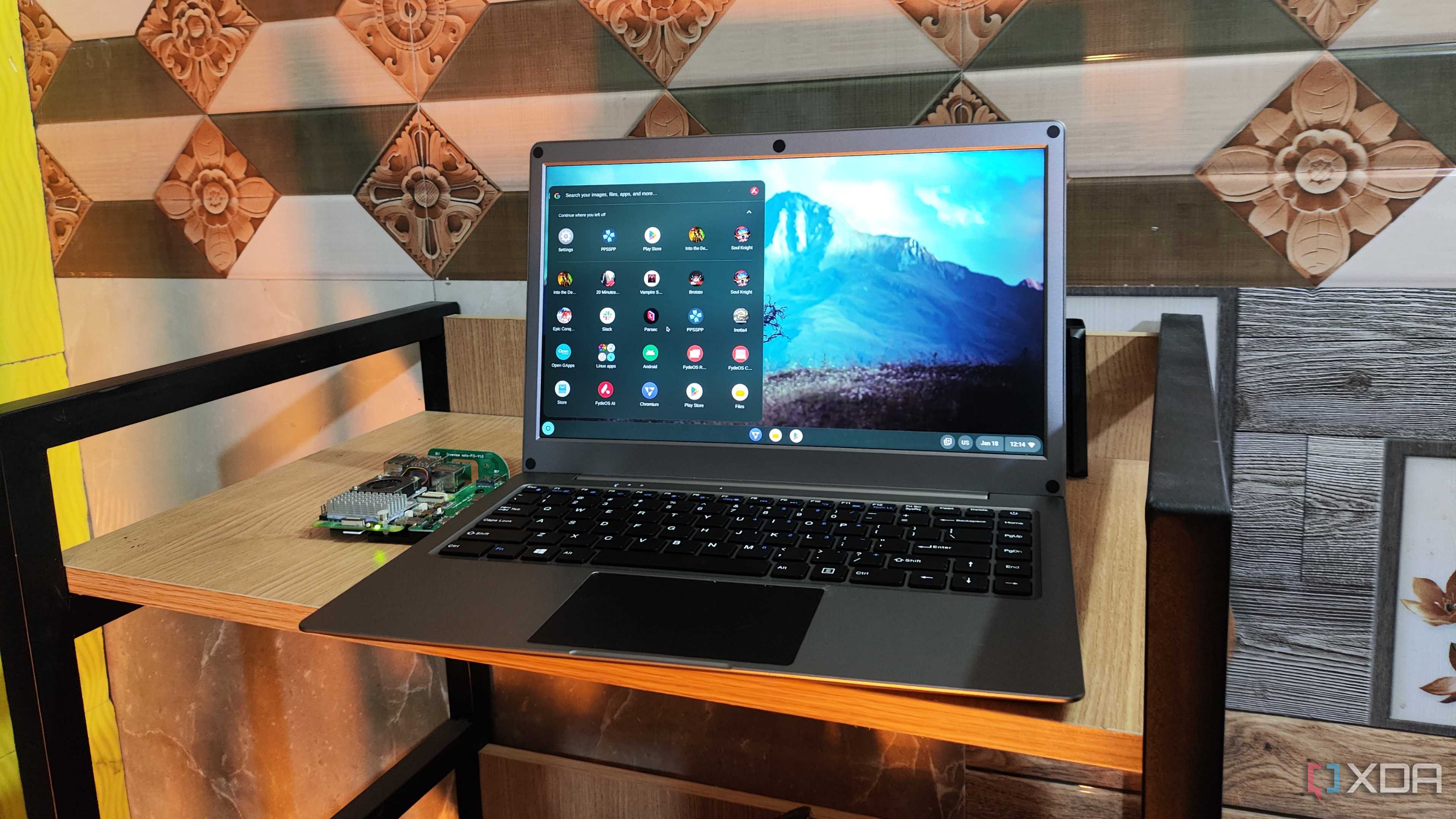 Compact Laptop Raspberry Pi I tried using my Raspberry Pi as a laptop