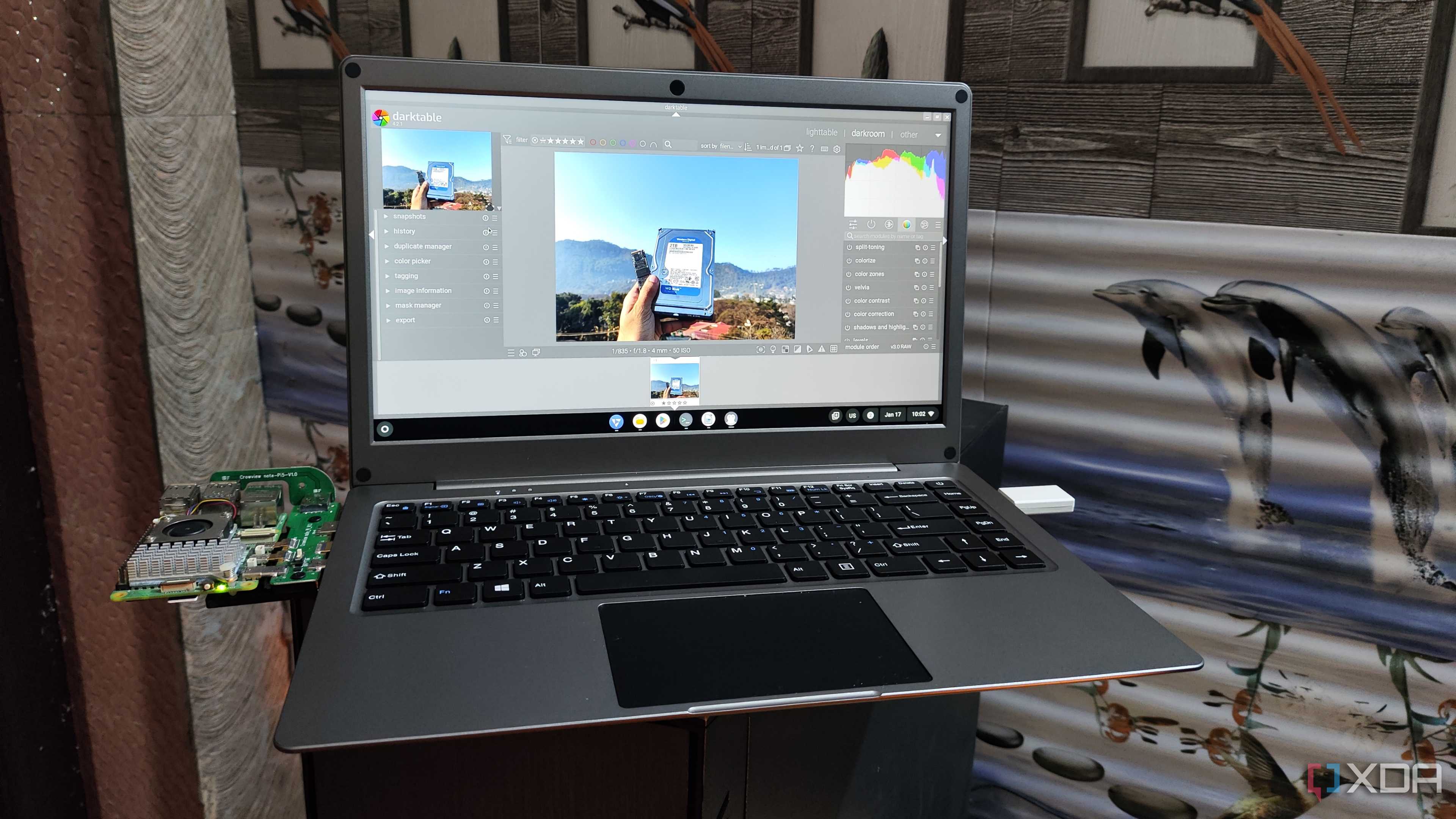 Running Darktable on FydeOS