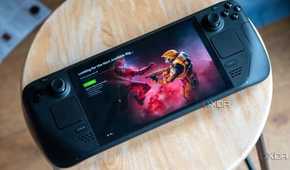 Steam Deck on table showing Halo Infinite