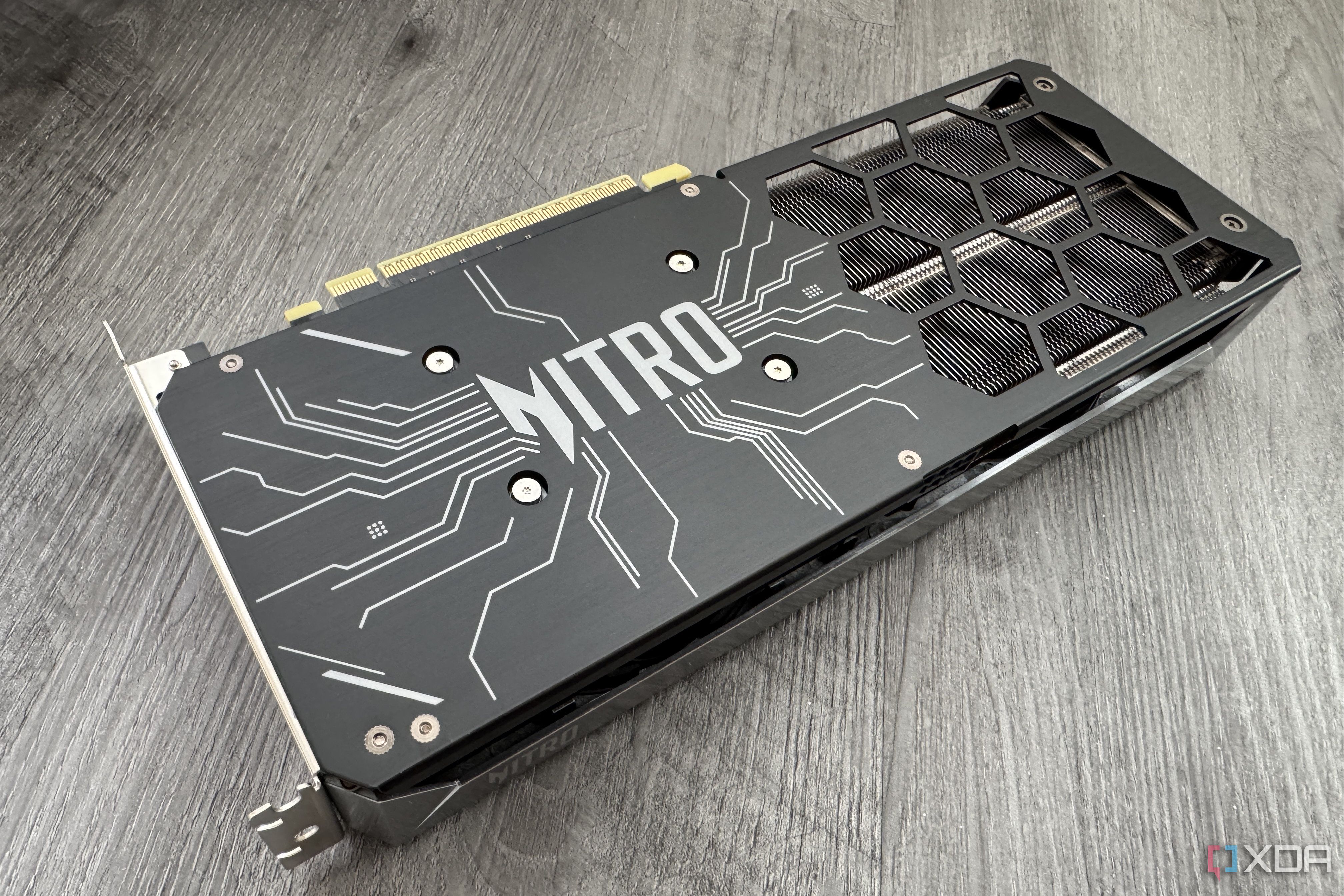 acer b580 arc gpu showing the backplate side