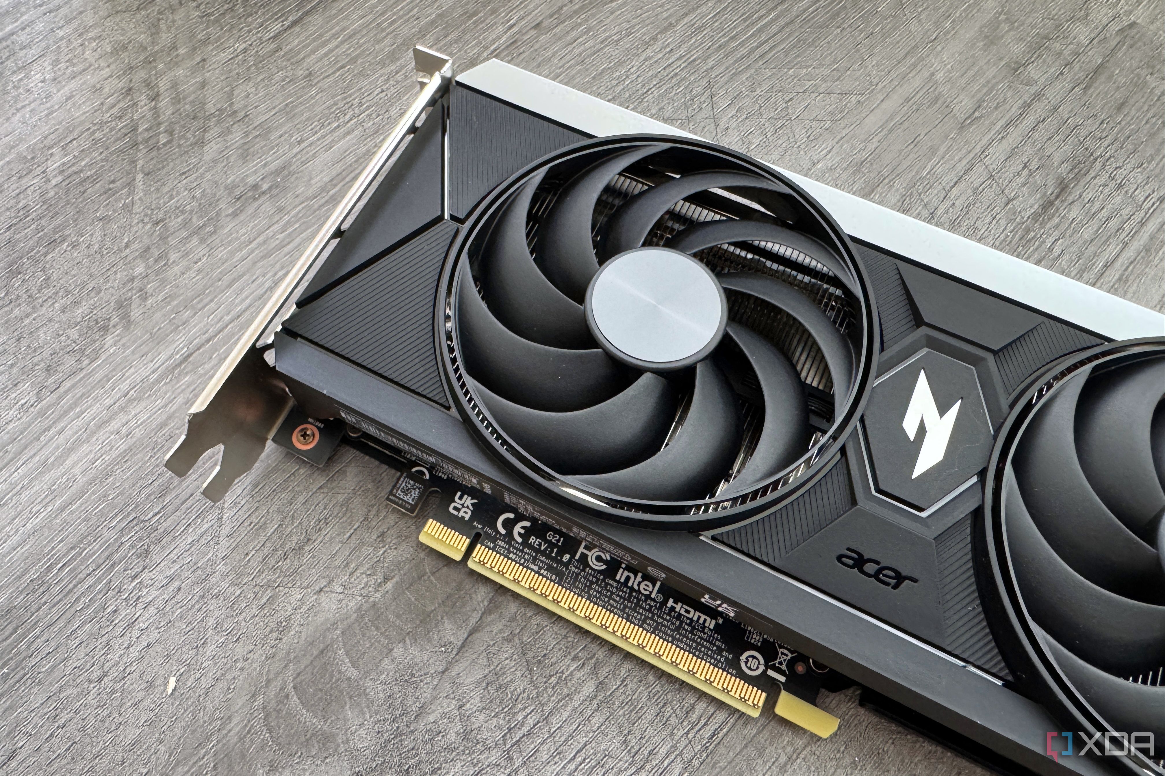 acer b580 arc gpu closeup of the fans