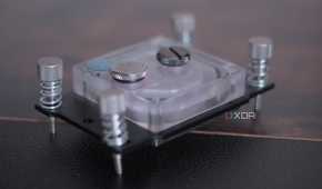 Liquid cooling block