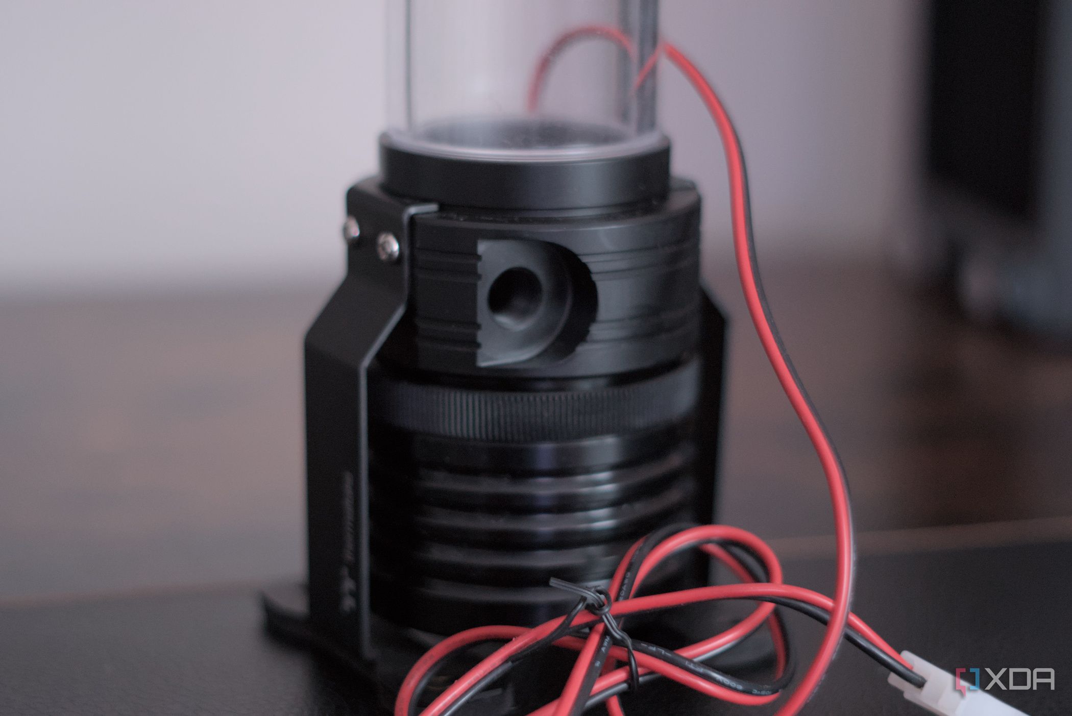 Liquid cooling pump