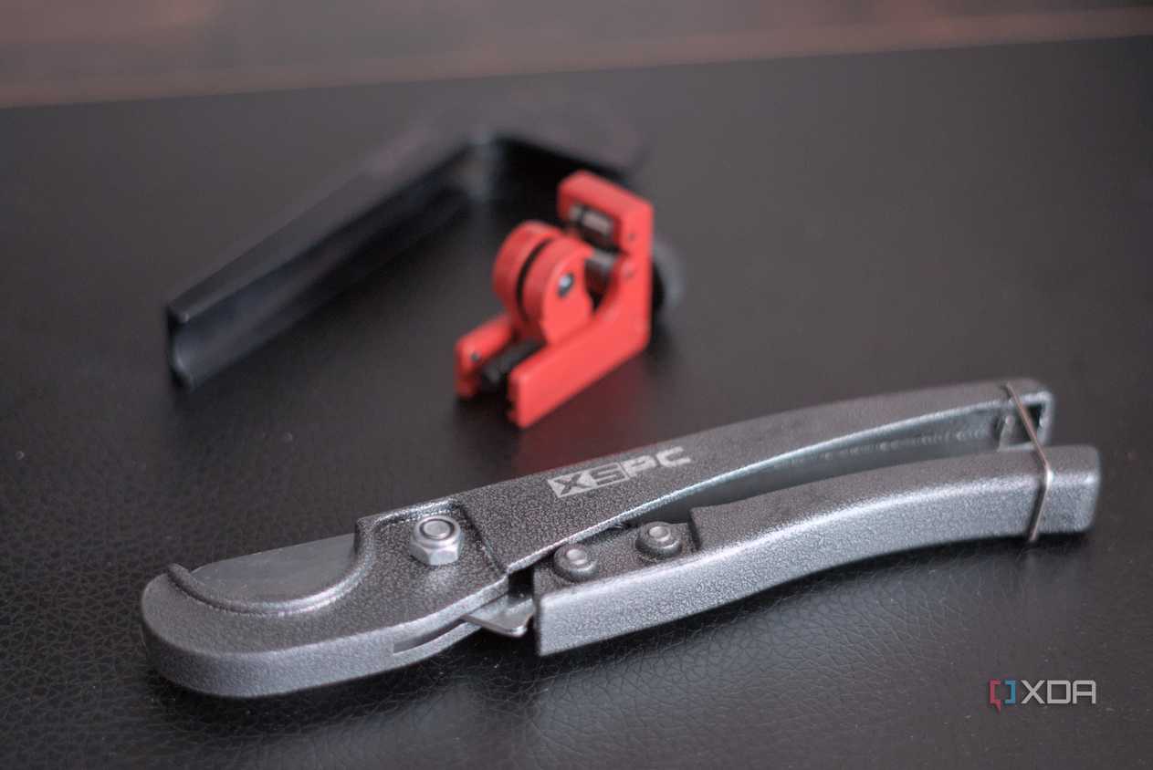 Custom liquid cooling tools