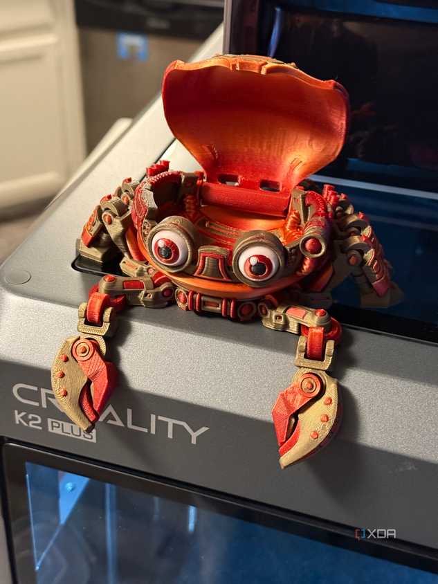Cyber Crab lid open