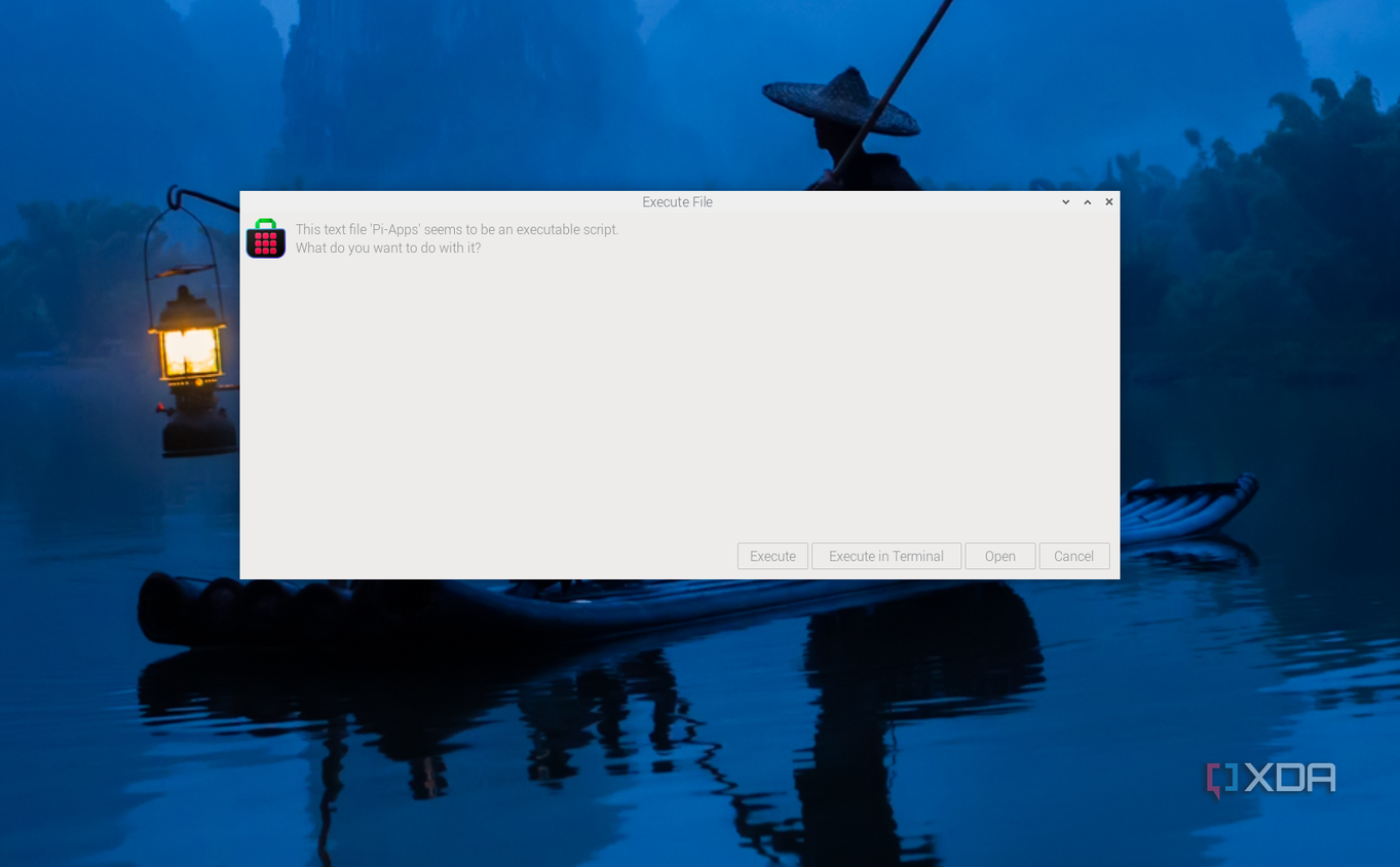 A notification window shows an option to execute the file