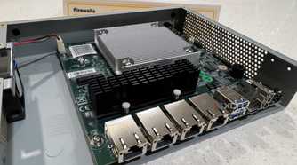 firewalla gold pro with the cover off