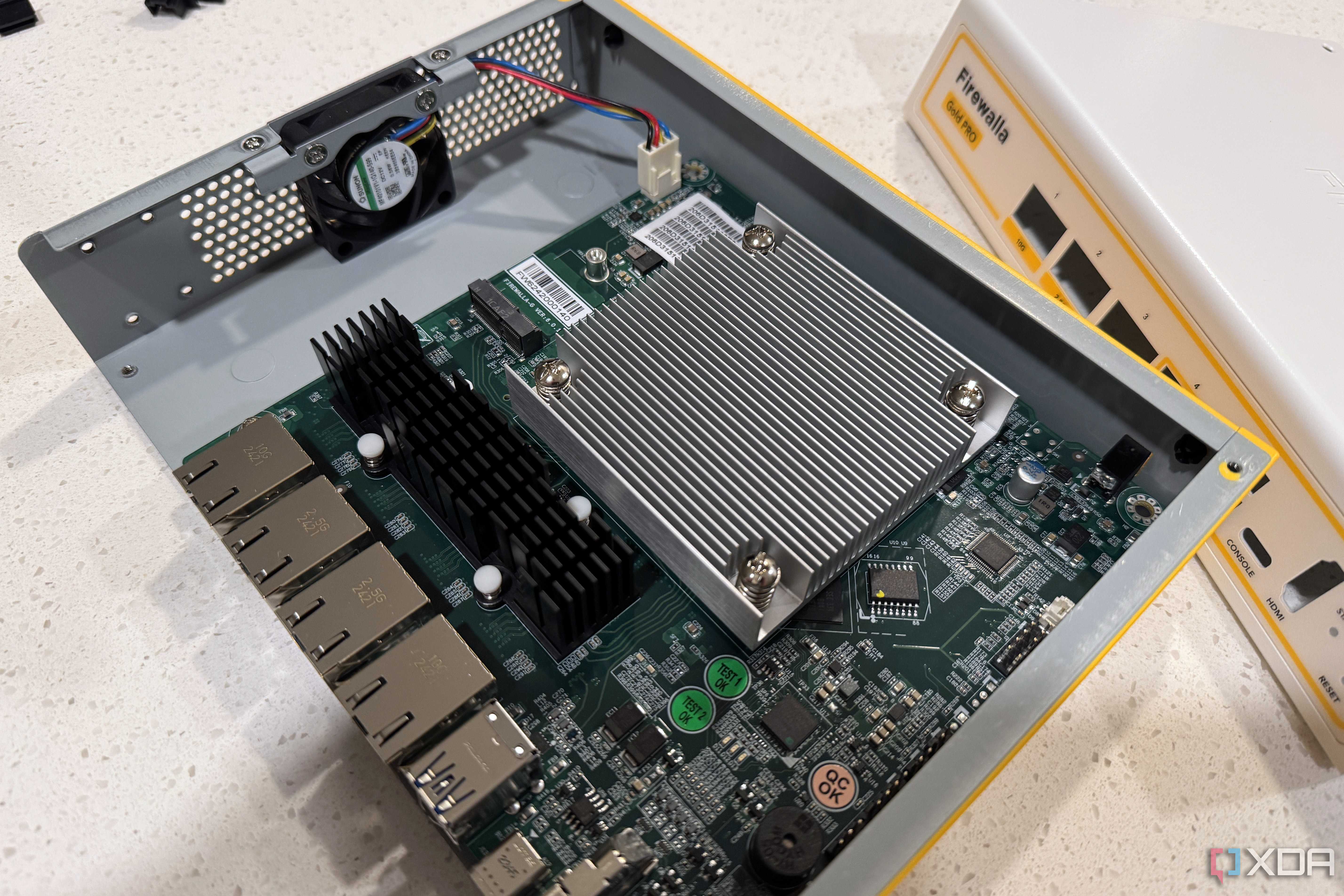 firewalla gold pro hardware firewall inside