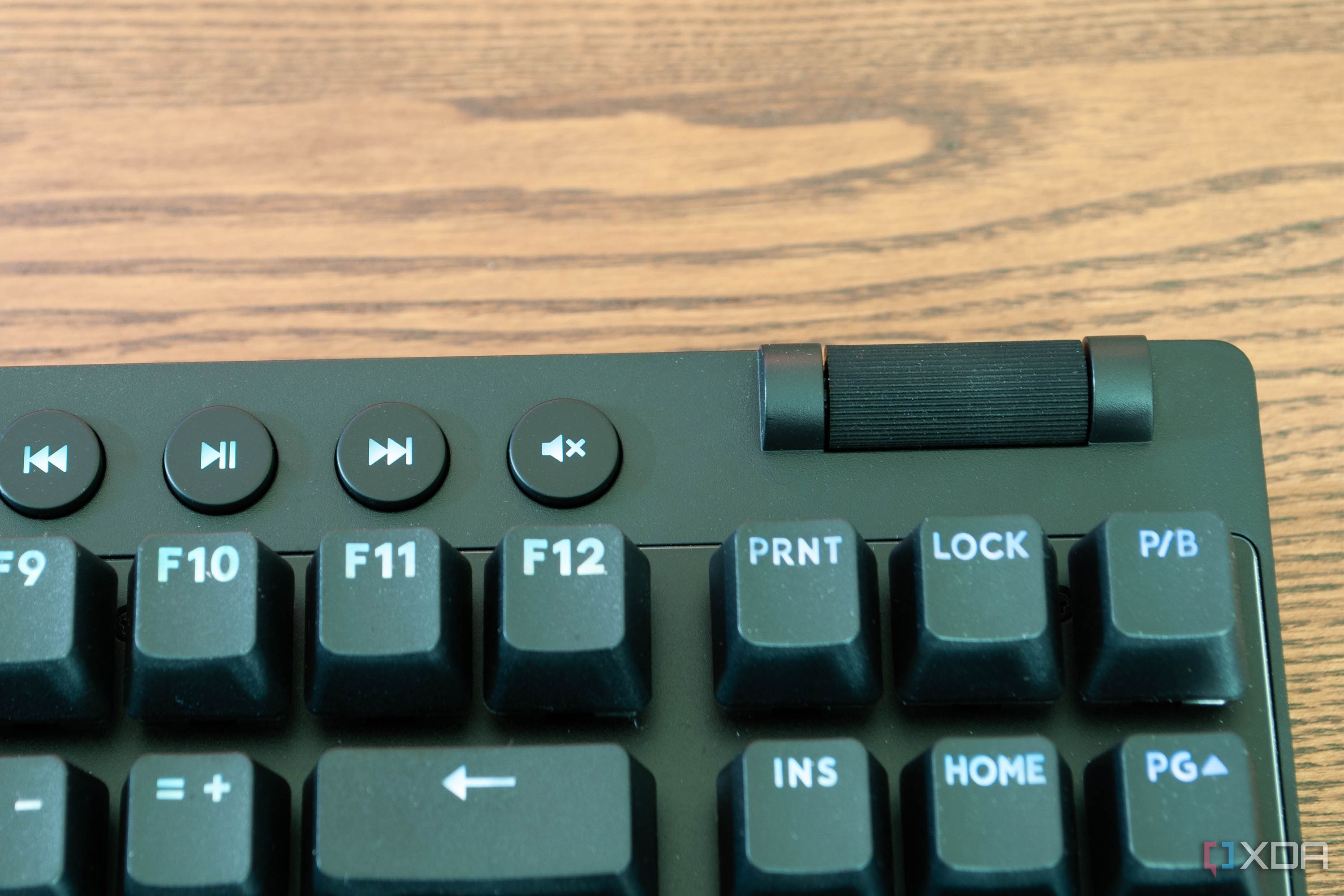 I've spent a month with Logitech's latest gaming keyboard — here's what ...