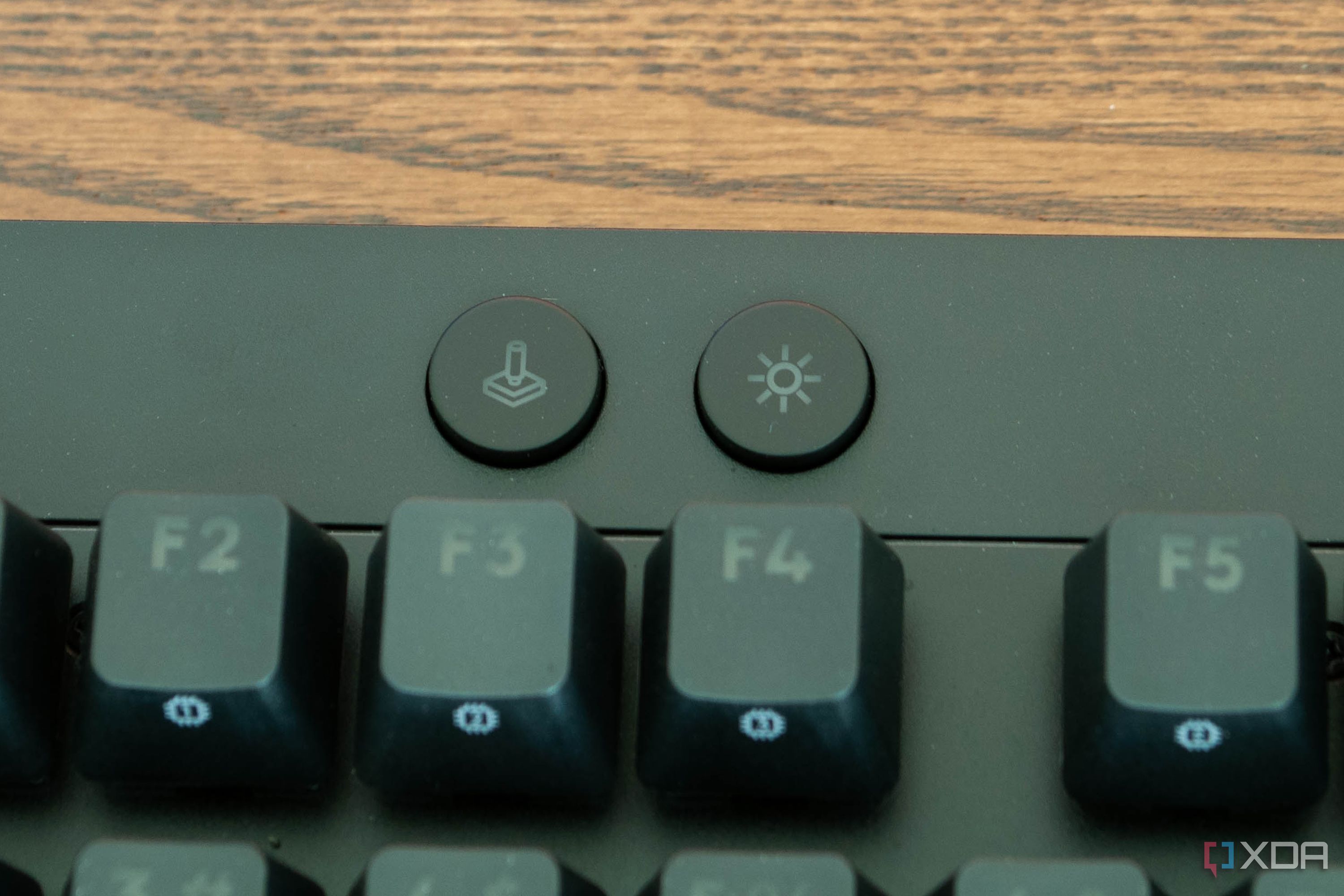 I've spent a month with Logitech's latest gaming keyboard — here's what ...