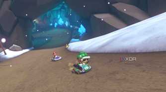 Mario Kart 8 Mario throwing shell at Luigi