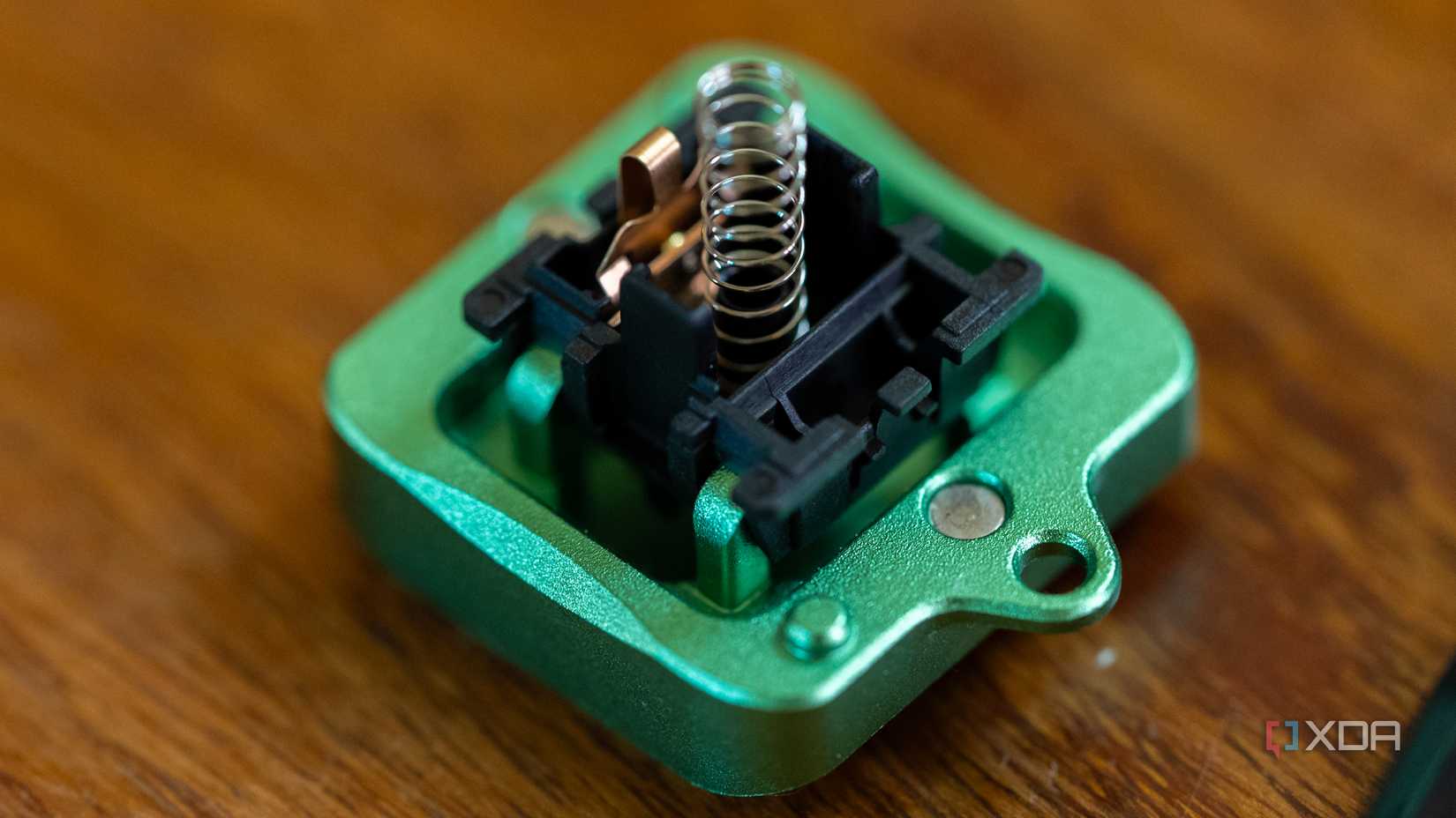 How heavier mechanical key switches made me a better typist