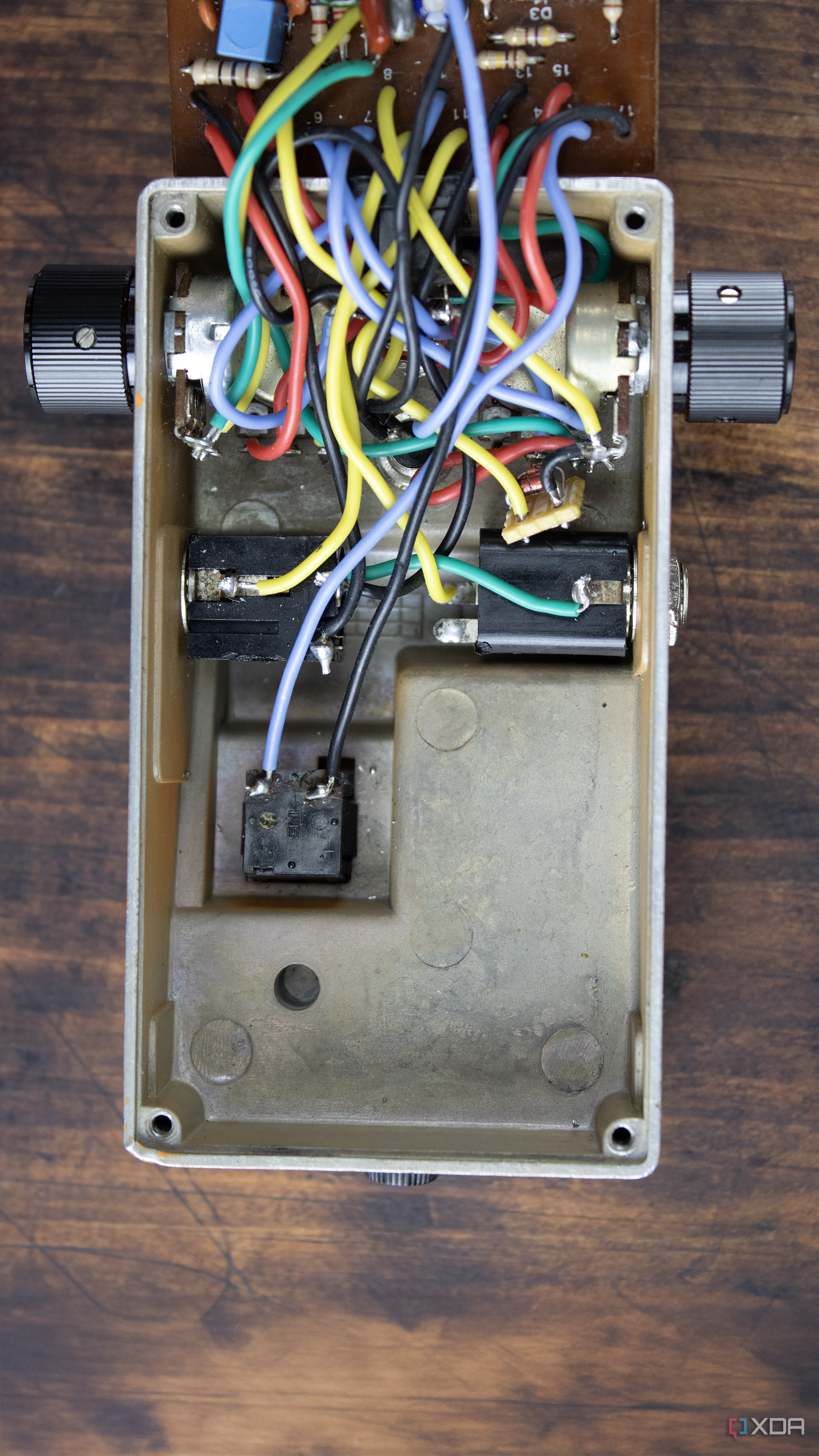 Modified BOSS DS-1 guitar pedal project