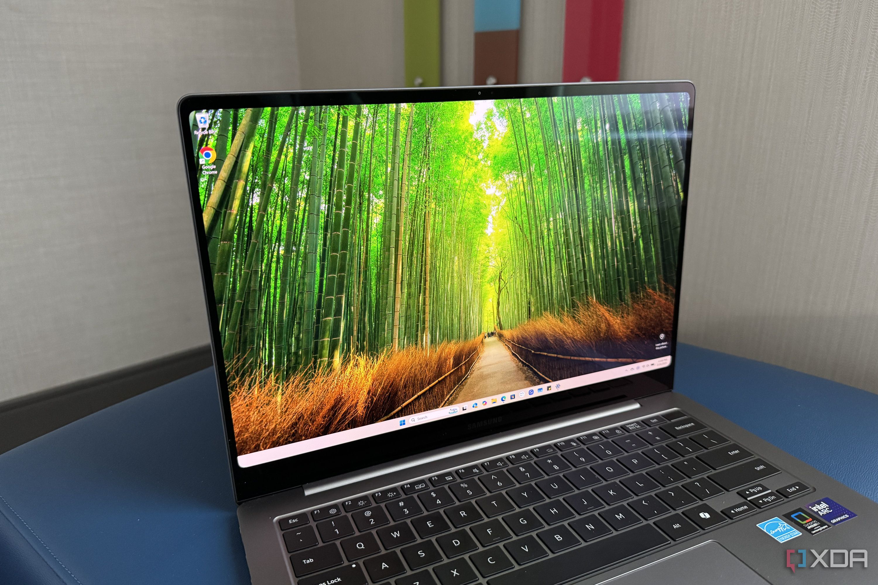 samsung galaxy book 5 pro showing the amoled screen