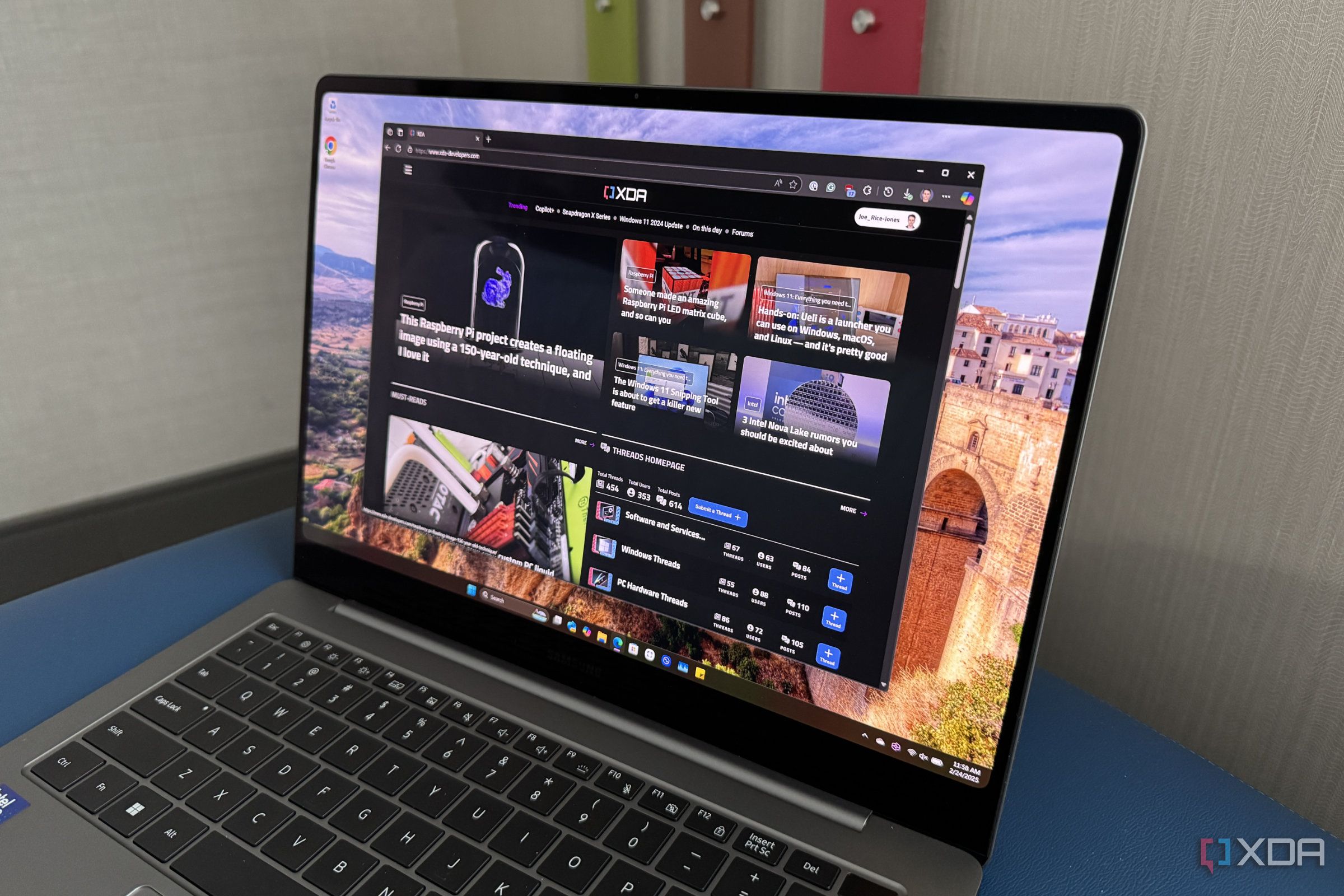 samsung-galaxy-book5-pro-xda-website-angle-1