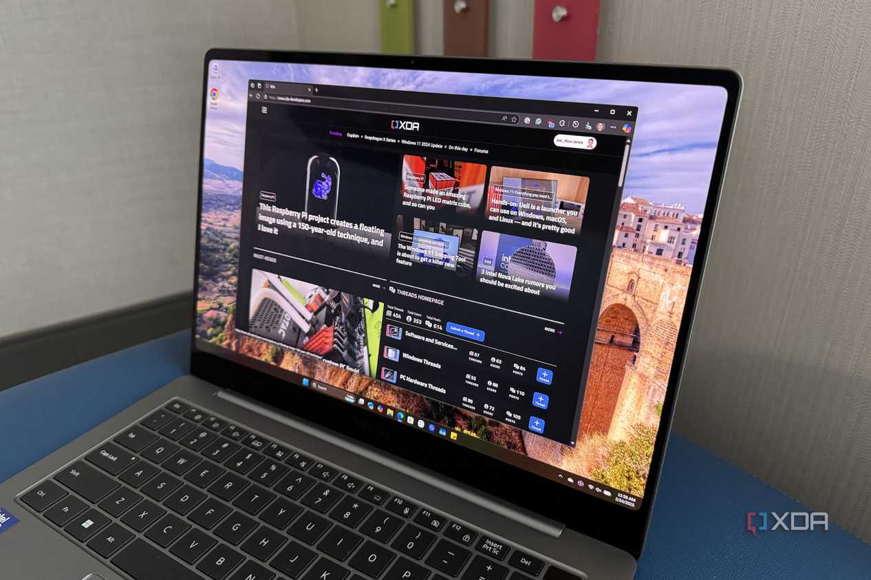 samsung-galaxy-book5-pro-xda-website-angle-1