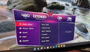 lg 480hz oled monitor with the on-screen display up showing the 480 refresh rate