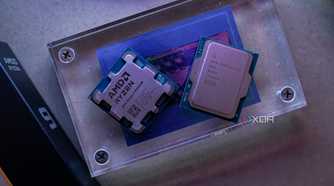 The Ryzen 9 9950X3D and Core Ultra 9 285K sitting next to each other.