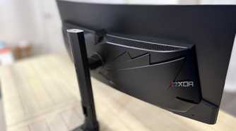 acer predator x34 x5 seen from the right rear