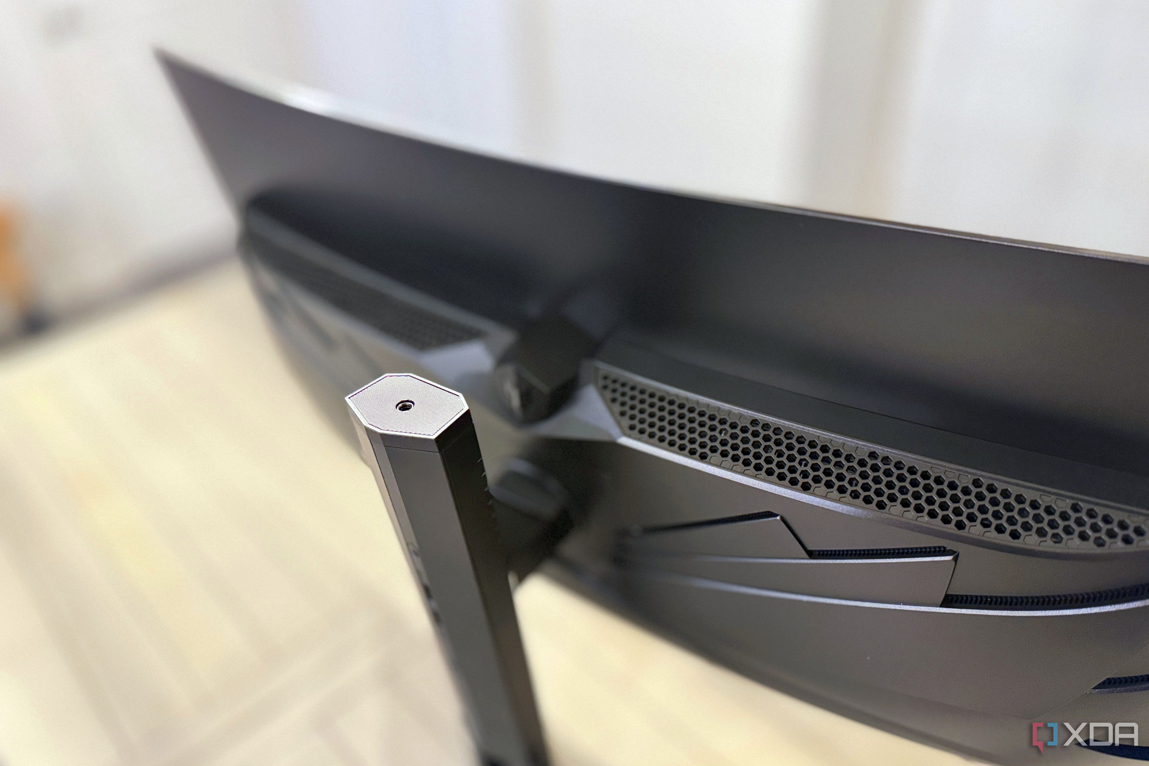 acer predator x34 x5 showing the top of the stand