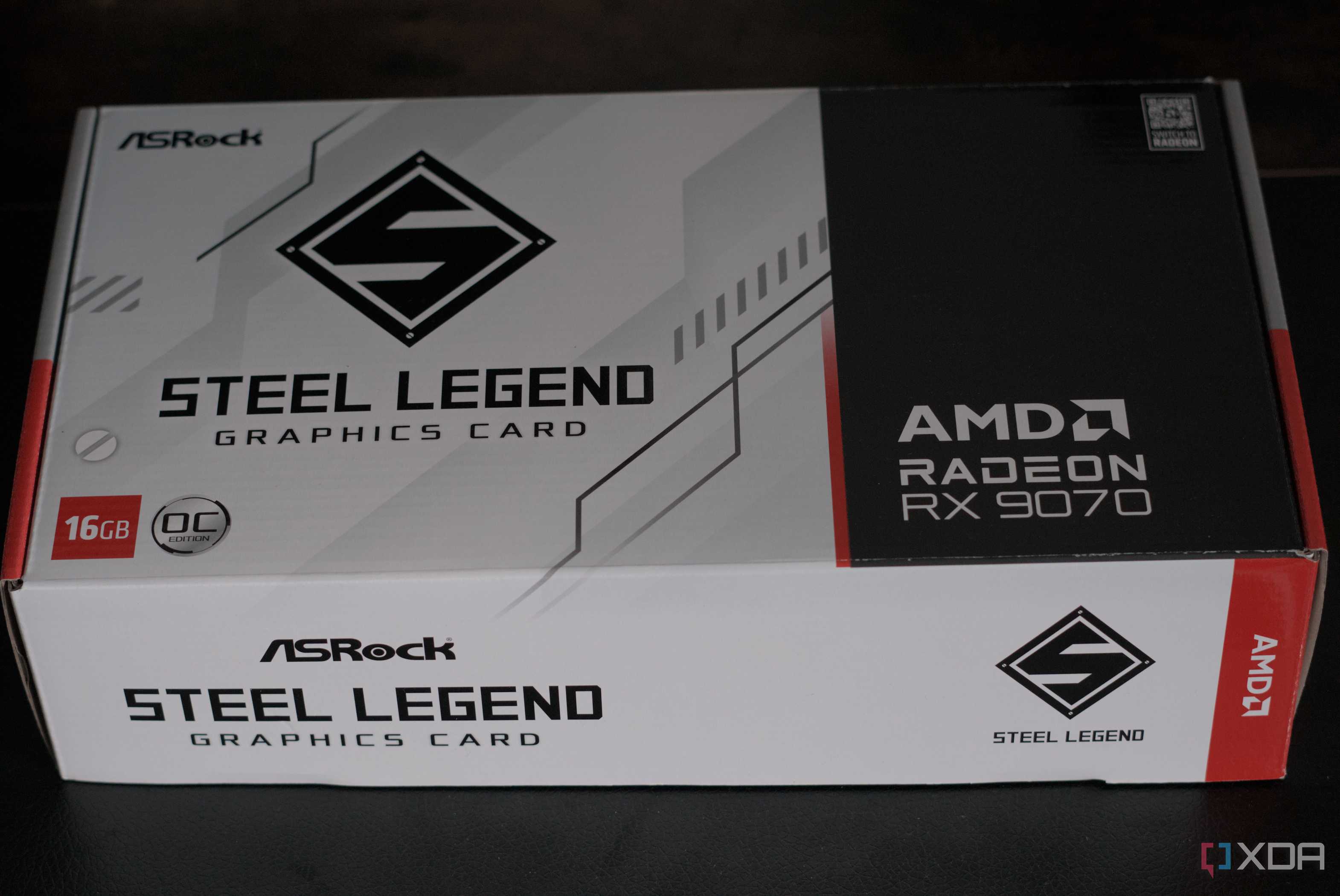 amd-radeon-rx-9070-steel-legend-box