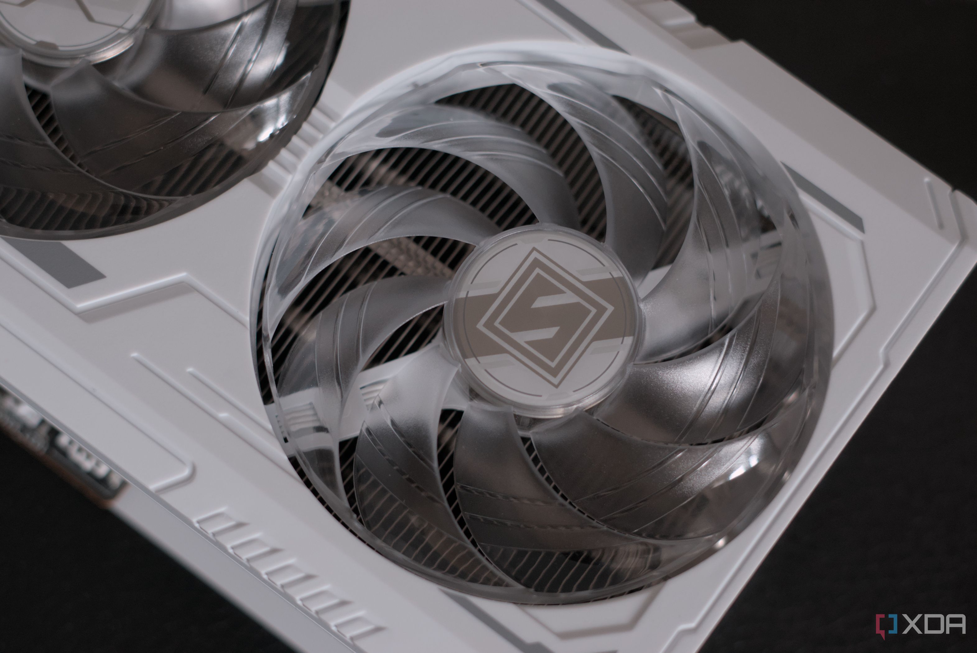 ASRock Radeon RX 9070 Steel Legend