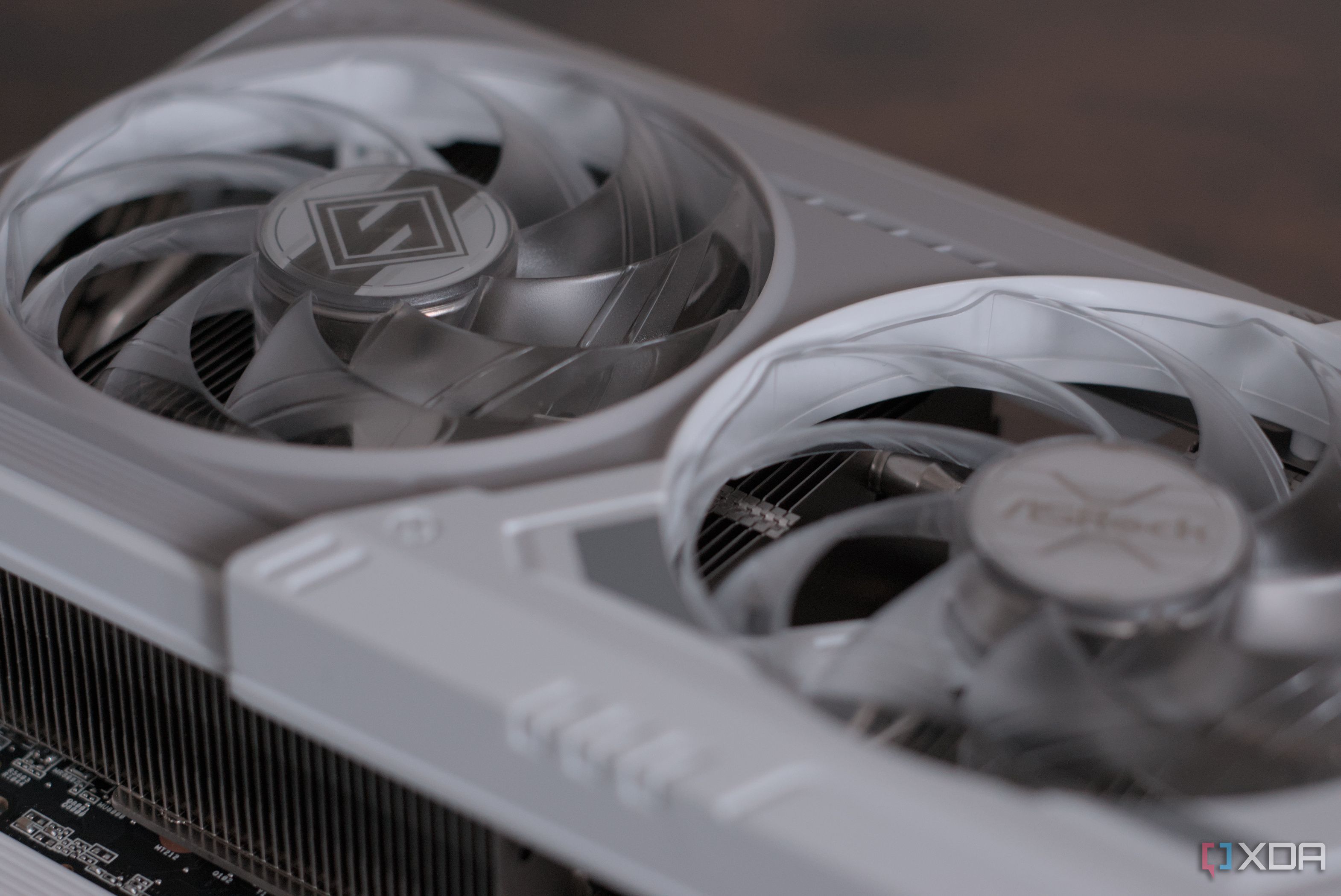 ASRock Radeon RX 9070 Steel Legend