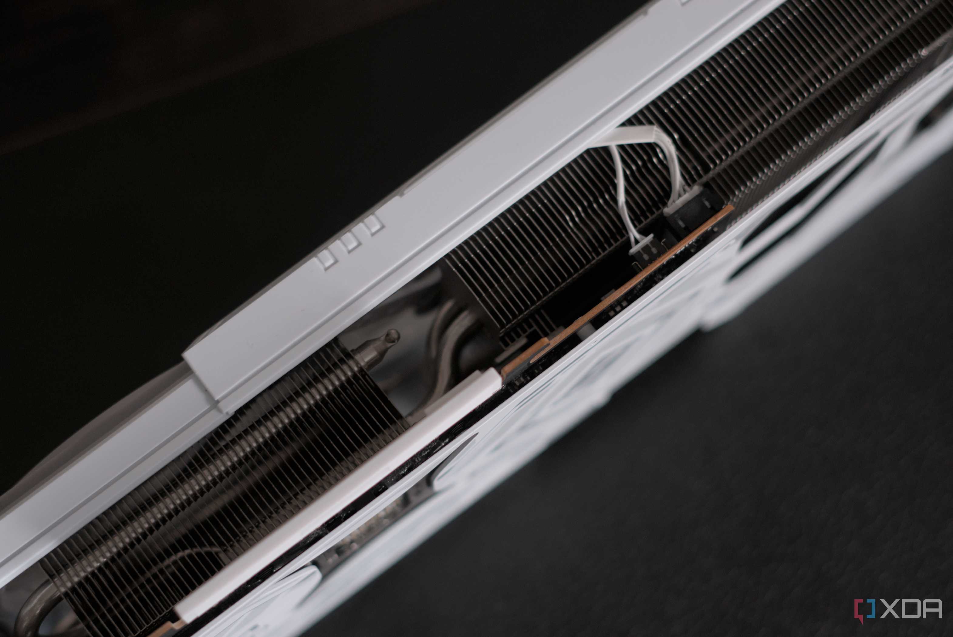 ASRock Radeon RX 9070 Steel Legend