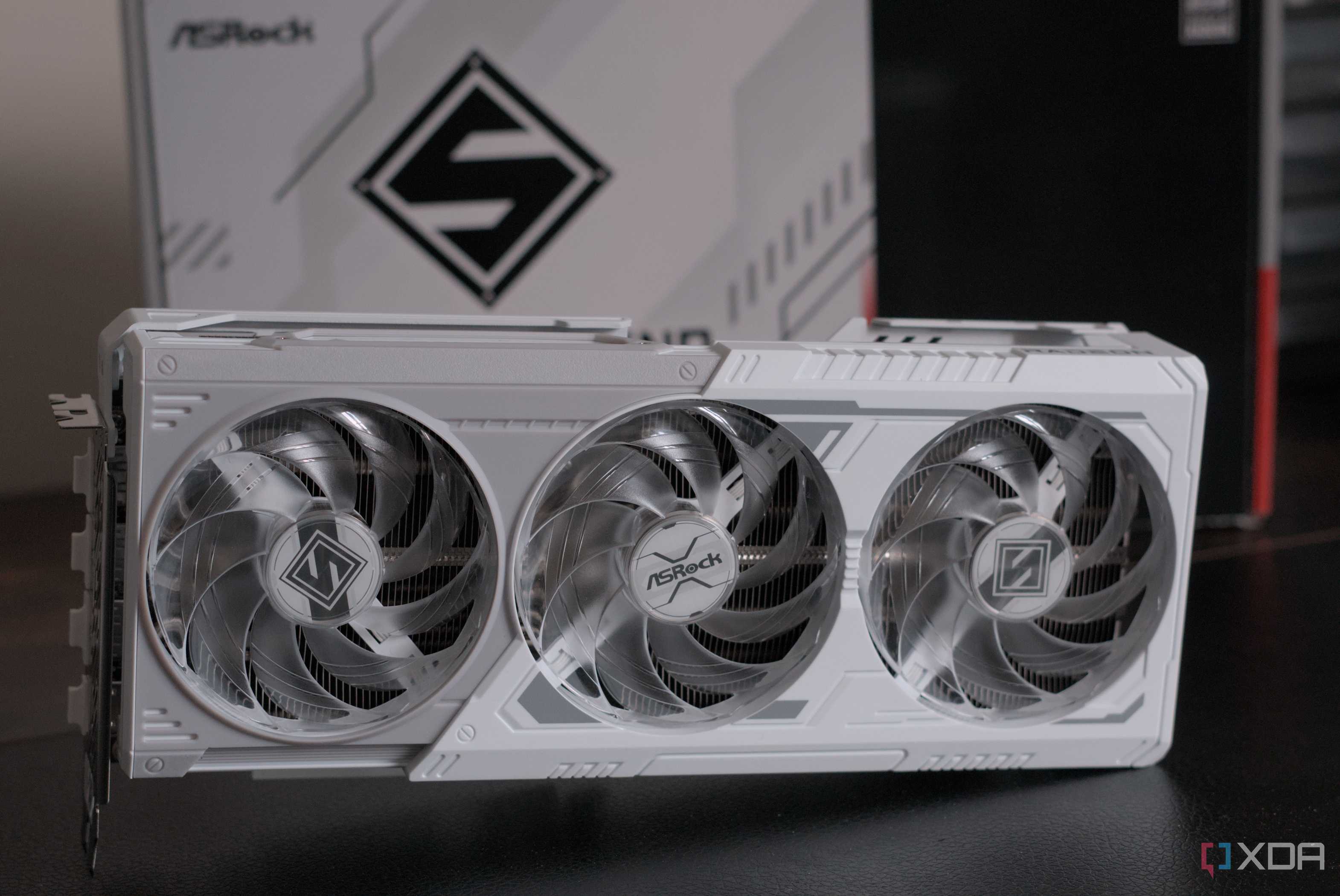ASRock Radeon RX 9070 Steel Legend