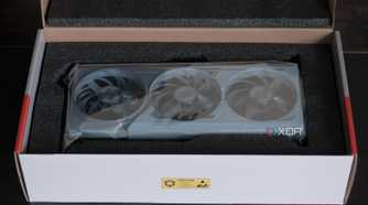 amd-radeon-rx-9070-steel-legend-unbox