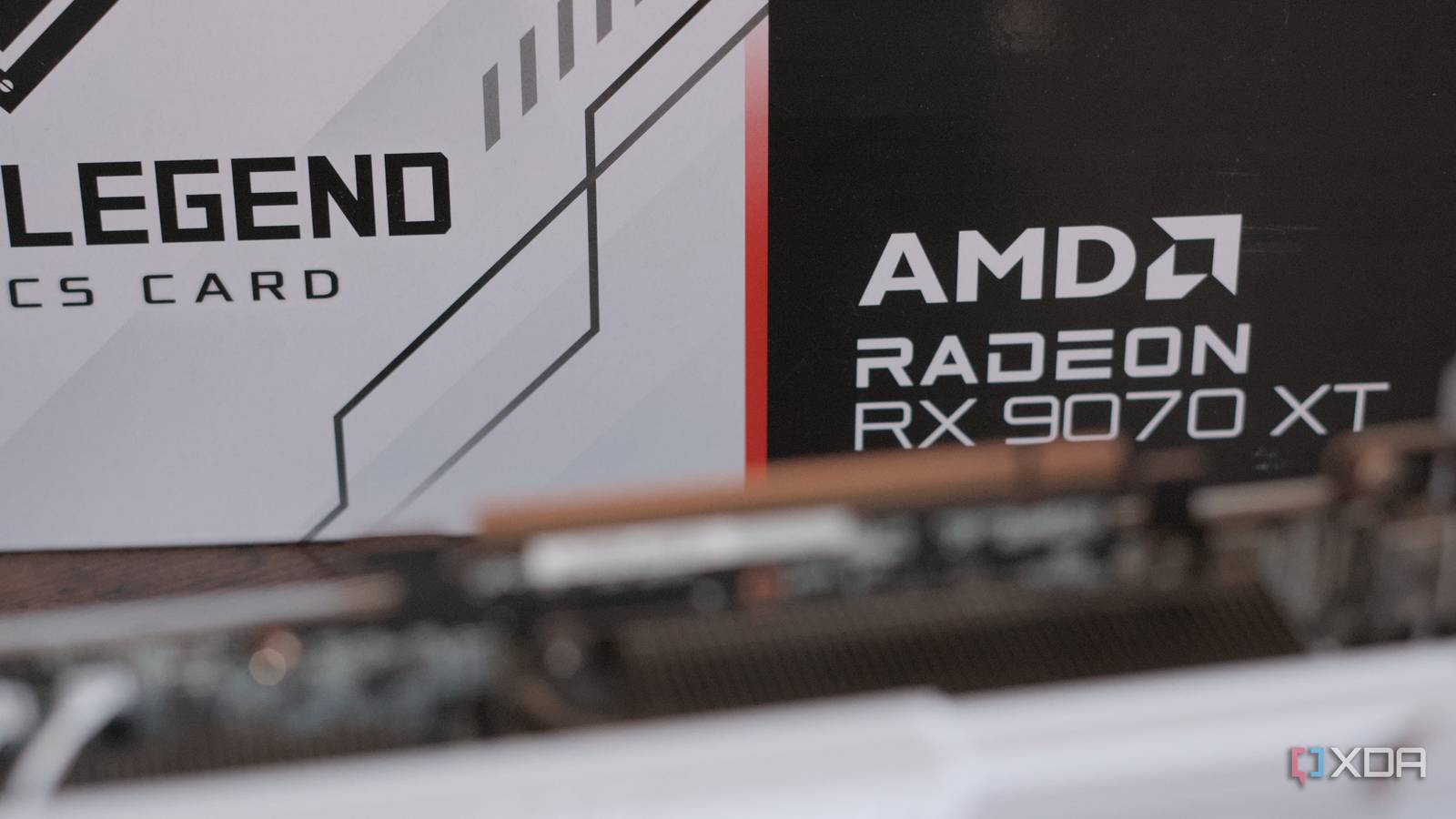 ASRock Radeon RX 9070 XT Steel Legend