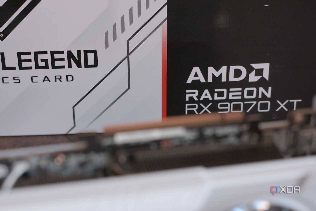 ASRock Radeon RX 9070 XT Steel Legend