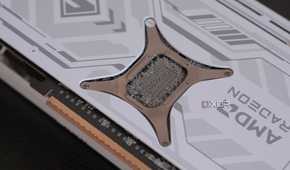ASRock Radeon RX 9070 XT Steel Legend