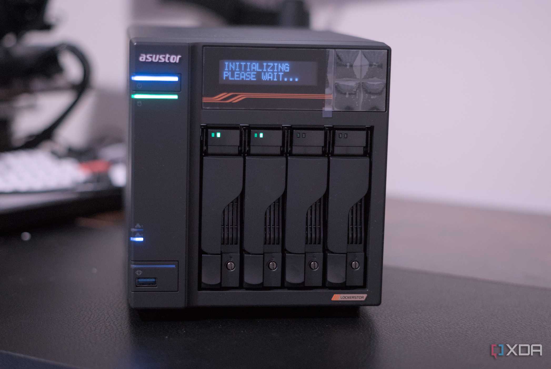 Asustor AS6804T