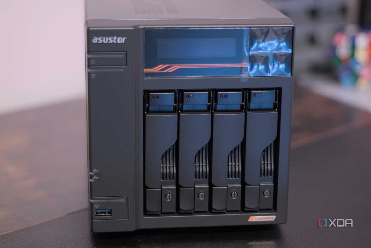 Asustor AS6804T