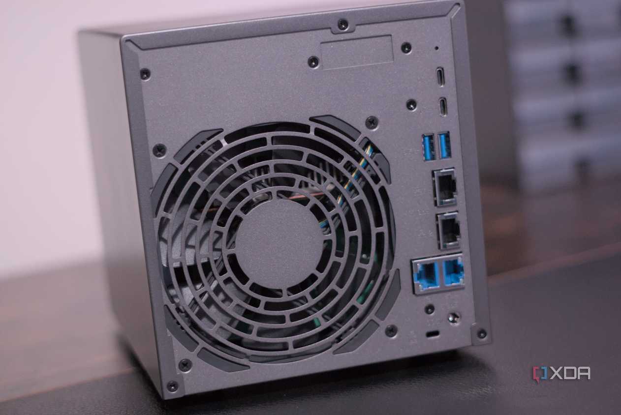 Asustor AS6804T
