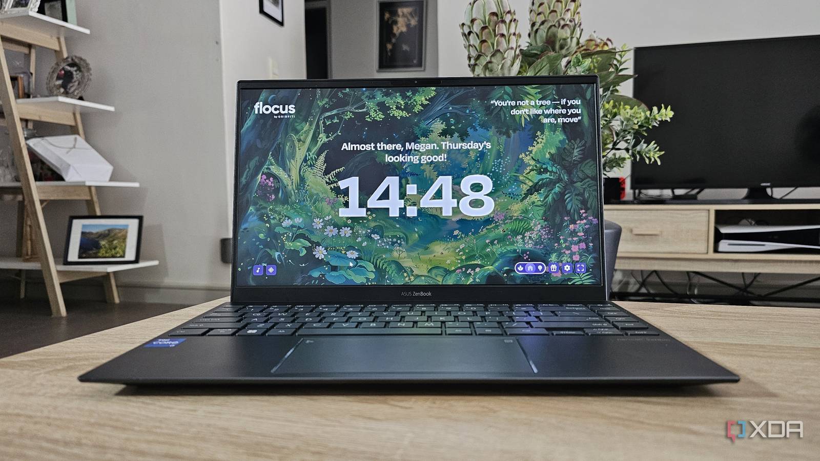 the flocus productivity dashboard on a laptop