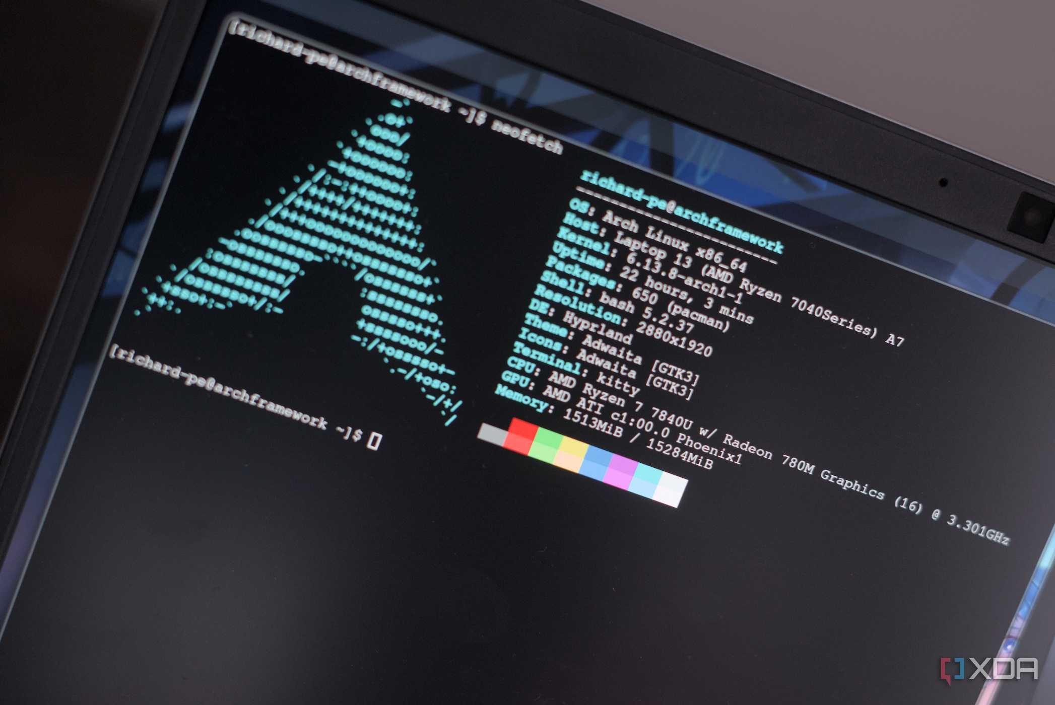 Framework laptop running Arch Linux