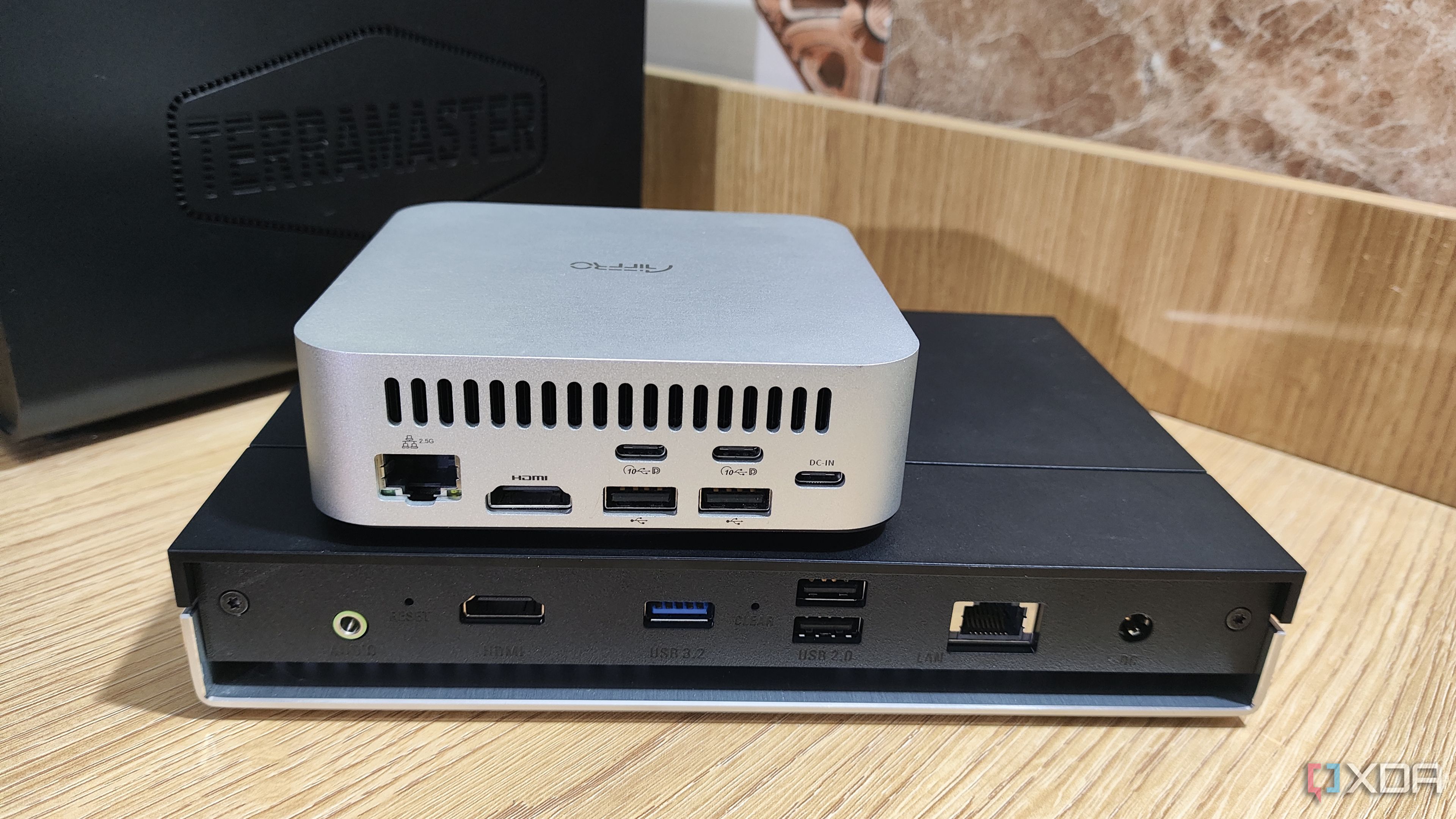 The Aiffro K100 supported on the LincStation N2 