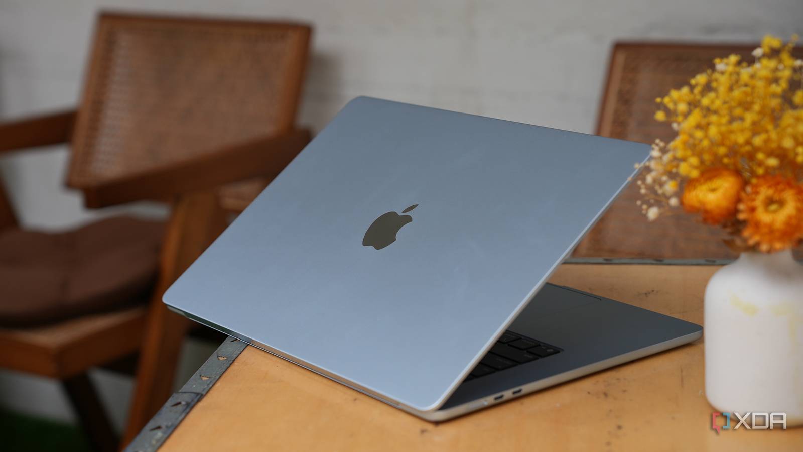 I switched from Windows to Mac in 2024, and I regret it